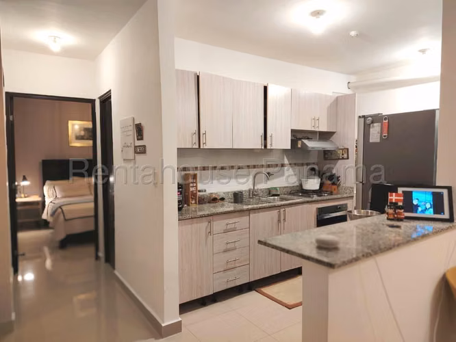 Apartamento en venta en Las Cumbres MS