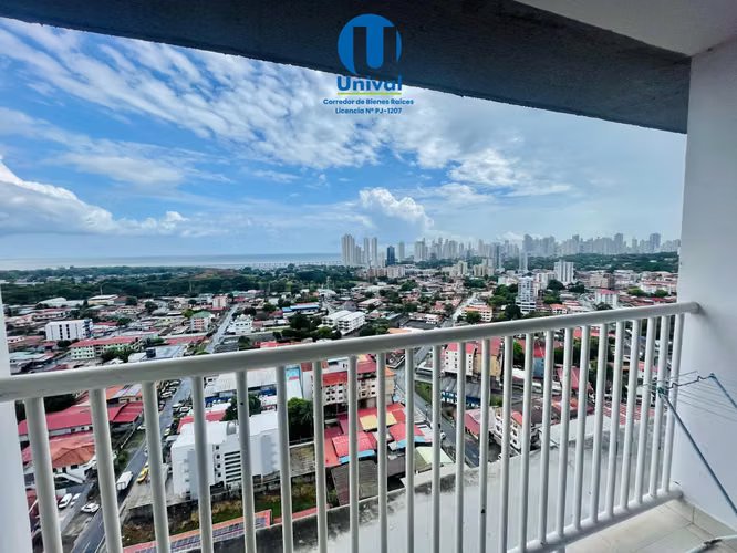 Apartamento en Venta Vía España Parque Lefevre- PH Alegría