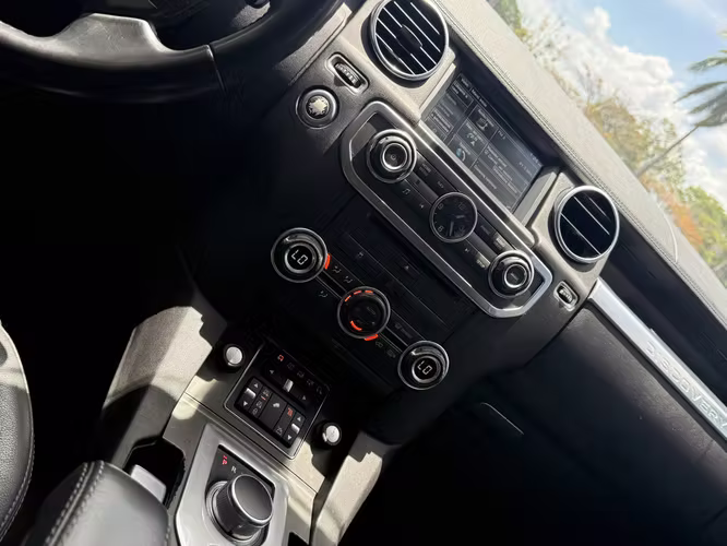 Land Rover Discovery HSE