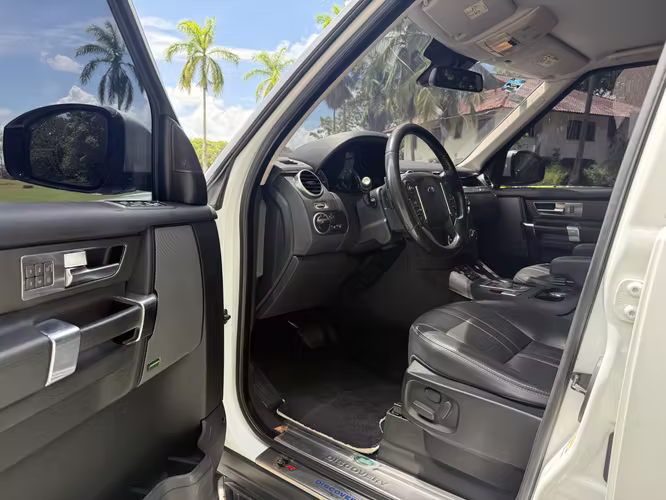 Land Rover Discovery HSE