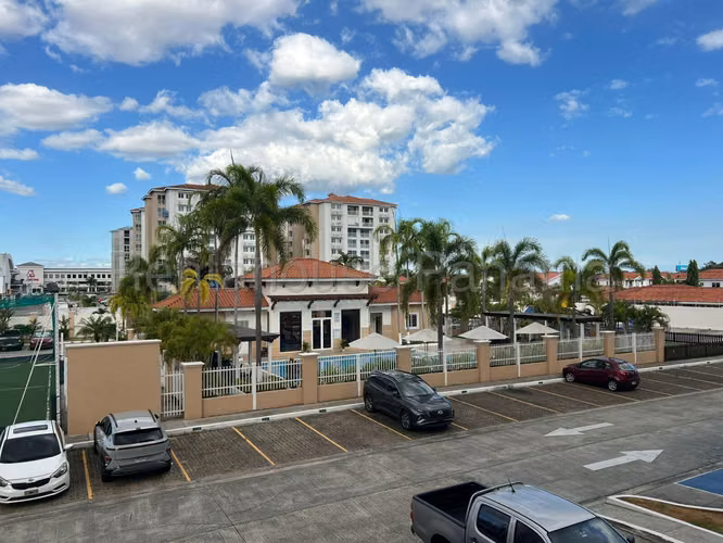 Se Vende Apartamento en Versalles MDV26-6774