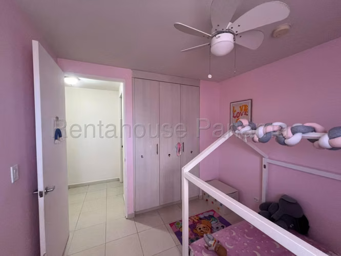 Se Vende Apartamento en Versalles MDV26-6774