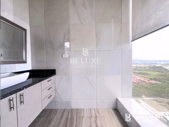 VENTA DE OFICINA AMOBLADA EN TORRE ANCÓN, COSTA DEL ESTE (8) - Imagen 14