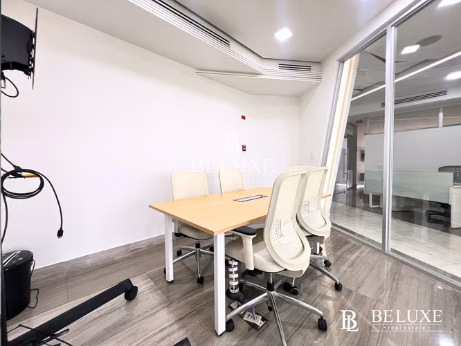 VENTA DE OFICINA AMOBLADA EN TORRE ANCÓN, COSTA DEL ESTE (8) - Imagen 8