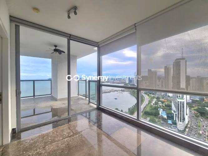 Apartamento en Venta en Avenida Balboa