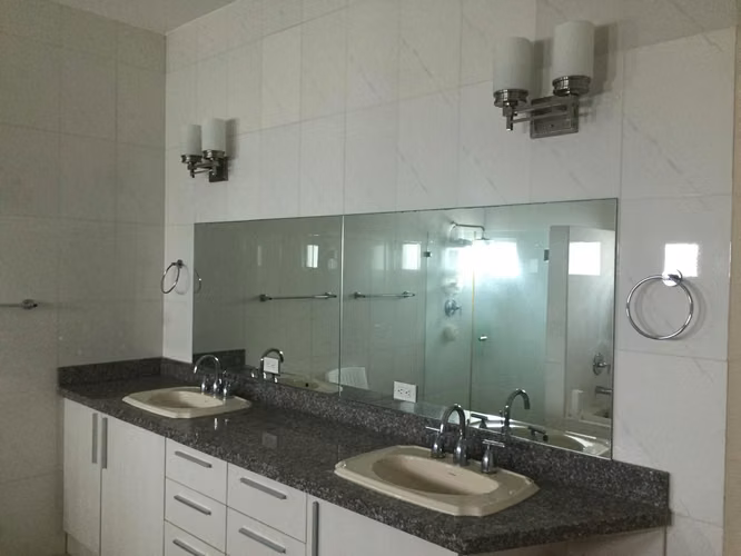 ALQUILER APARTAMENTO COSTA DEL ESTE 335 M2 FRENTE AL MAR MC