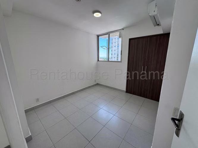 VENTA DE APARTAMENTO EN RIO ABAJO MCD26-2206
