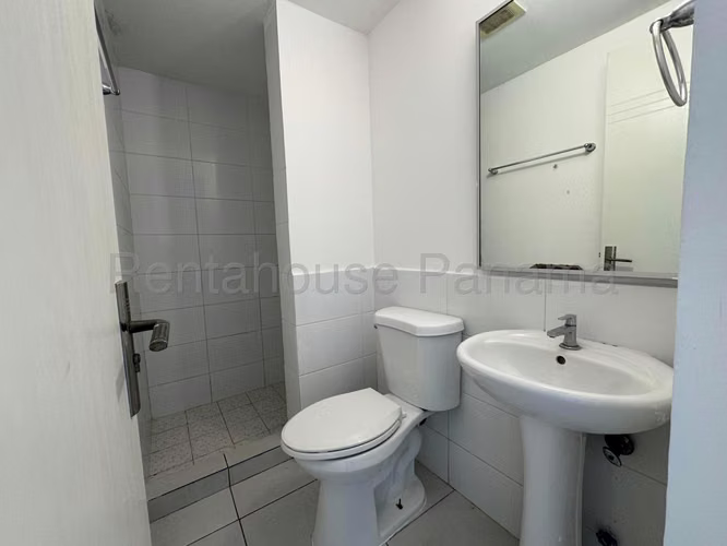 VENTA DE APARTAMENTO EN RIO ABAJO MCD26-2206