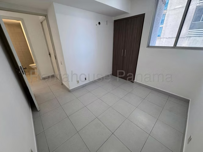 VENTA DE APARTAMENTO EN RIO ABAJO MCD26-2206