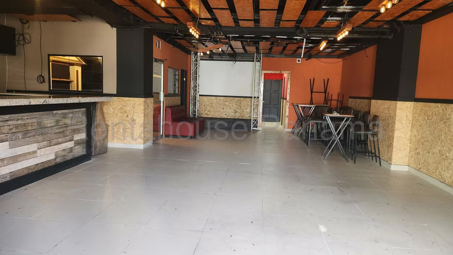 Alquiler de local comercial en San Francisco AK