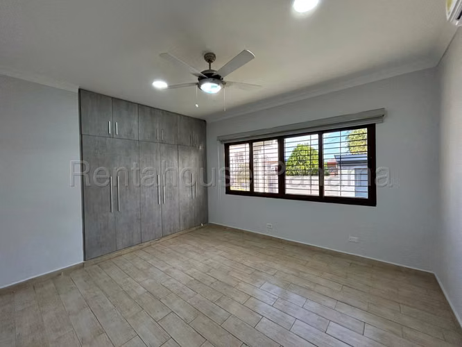 Venta de casa en Betania AK