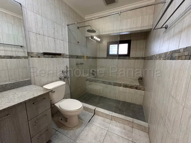 Venta de casa en Betania AK