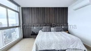 Aquiler de Apartamento con 313m2 en Costa del Este PH Paramount 26-7107SR
