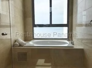 Aquiler de Apartamento con 313m2 en Costa del Este PH Paramount 26-7107SR