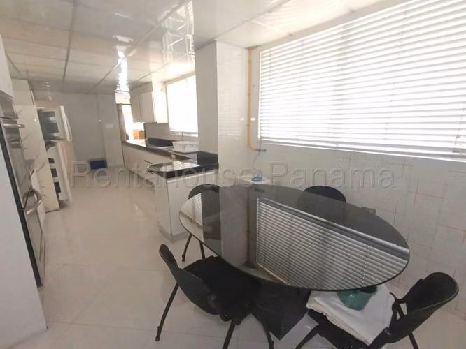 Venta de apartamento en Obarrio AK