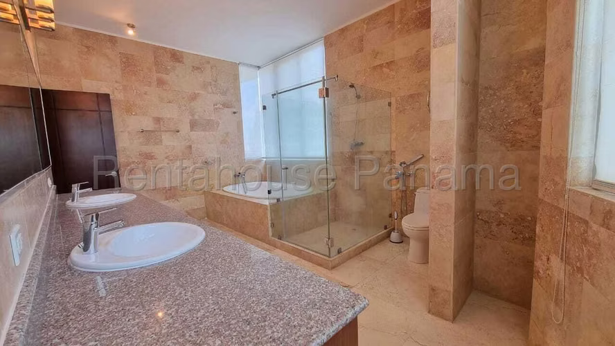 Alquiler de apartamento en Punta Paitilla AK