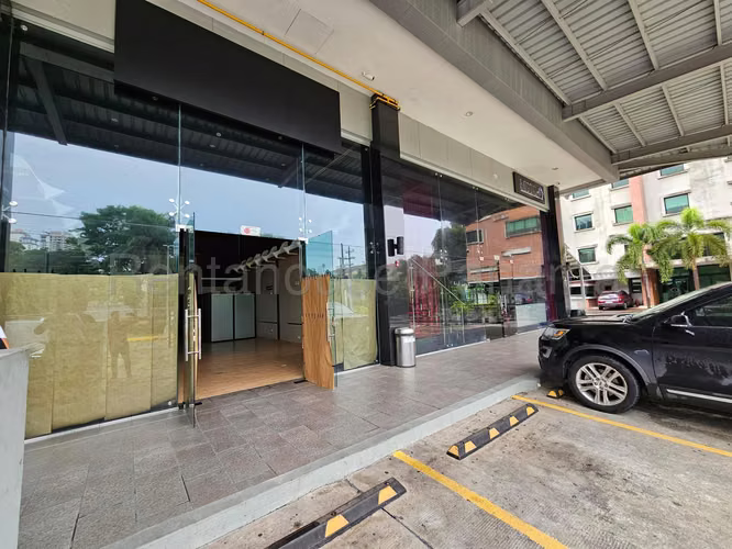 Commercial space for rent in Obarrio AK