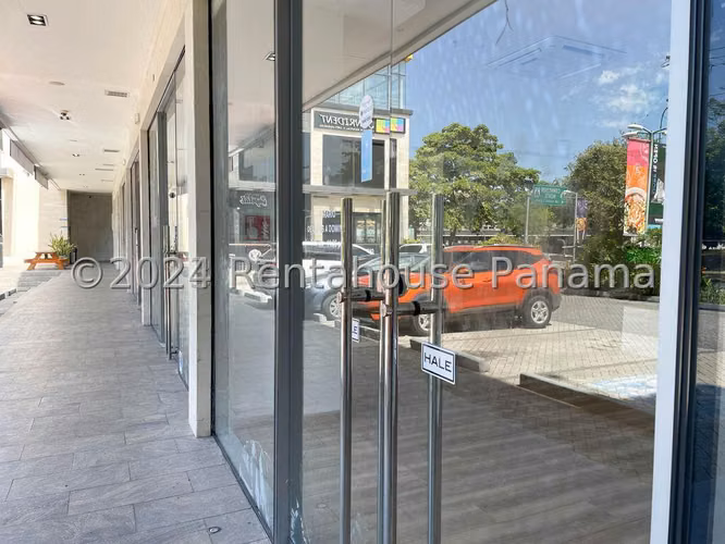 Alquiler de local comercial en El Cangrejo AK
