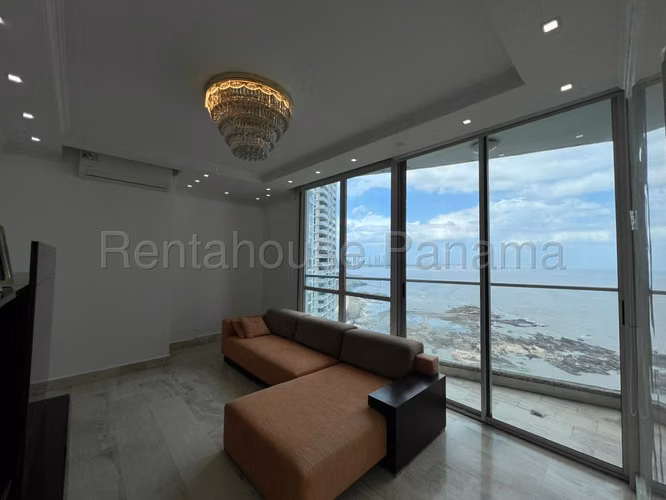 Venta de apartamento en Punta Pacifica AK