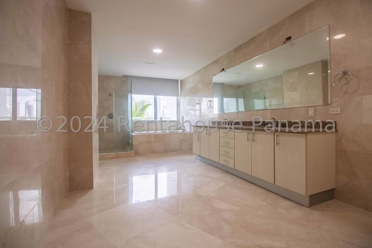 Venta de apartamento en Punta Paitilla AK