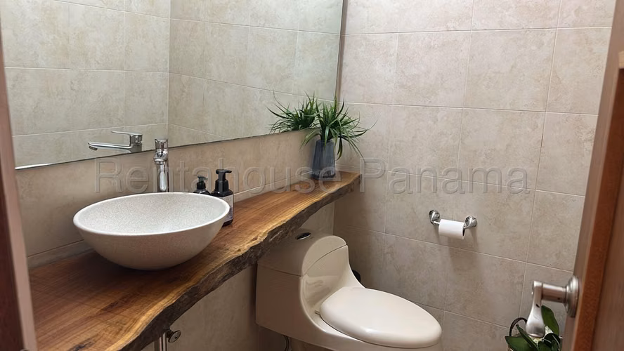 Apartamento en Venta en Clayton AFC 26- 1712