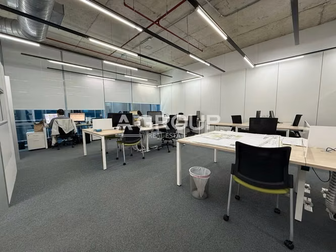 Office Plex 71  - Santa Maria - Se Alquila Oficina Amoblado