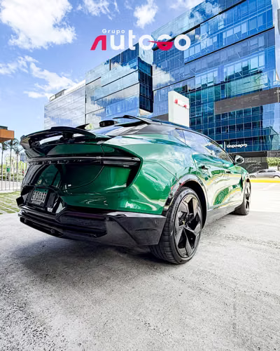Lotus Eletre R+ 2025