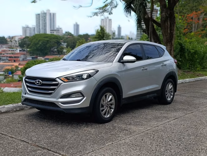 HYUNDAI TUCSON 2018 NEGOCIABLE