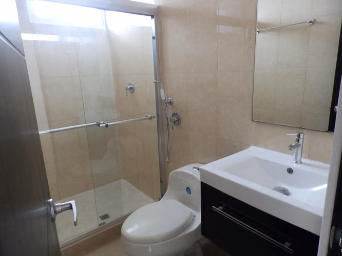 Se Vende Apartamento en Hato Pintado LA26-7167