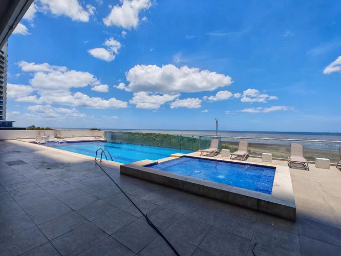 Vendo apartamento en Costa del Este primera línea