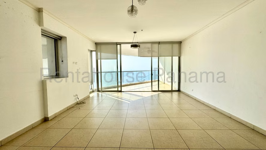 Apartamento en venta en Avenida Balboa MS