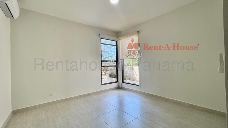Alquiler de Amplia Casa en Panama Pacifico 25*9253Mfk