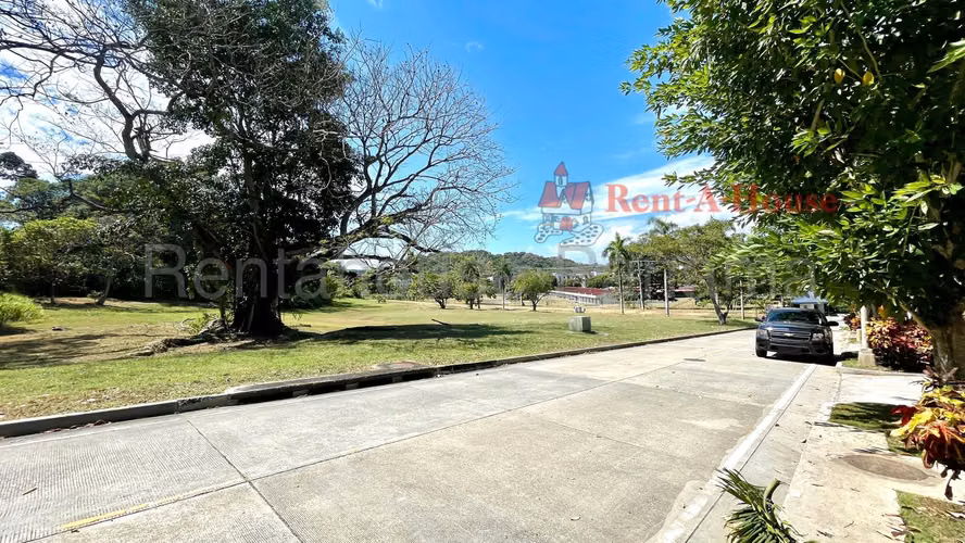 Alquiler de Amplia Casa en Panama Pacifico 25*9253Mfk