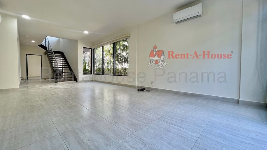 Alquiler de Amplia Casa en Panama Pacifico 25*9253Mfk