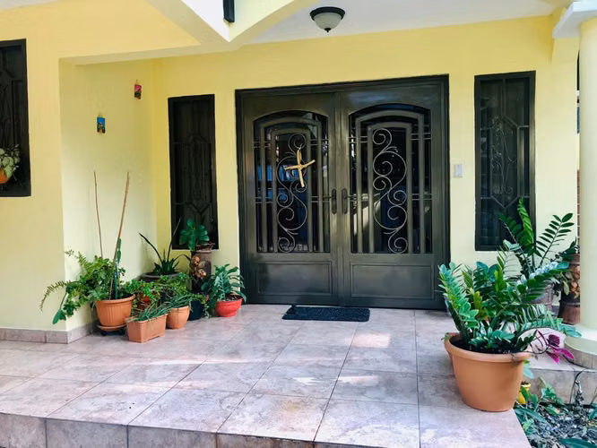 (AS) Venta de Casa en Ancón / Áreas Revertidas / Entorno Natural
