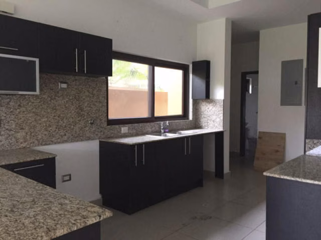 Venta de casa en Costa Sur AK