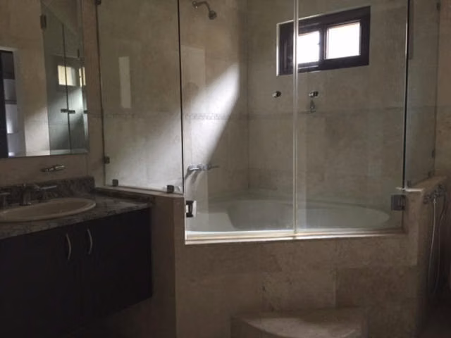 Venta de casa en Costa Sur AK