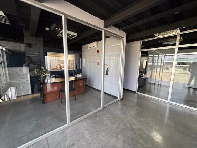 GALERA EN ALQUILER | PACORA | 4000m2