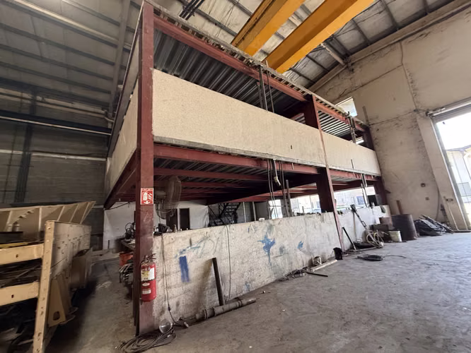 GALERA EN ALQUILER | PACORA | 4000m2