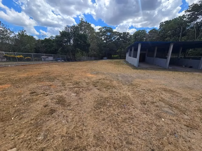 VENDO LOTE COMERCIAL EN OCÚ 2,592m2