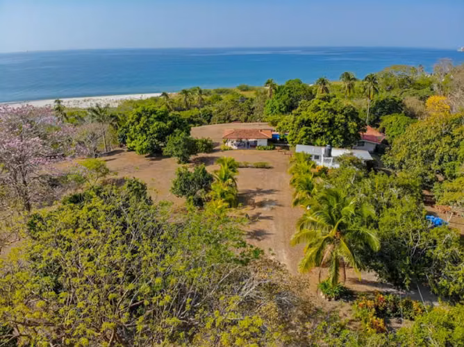 Se vende casa frente al mar en Sea Cliff - Imagen 13