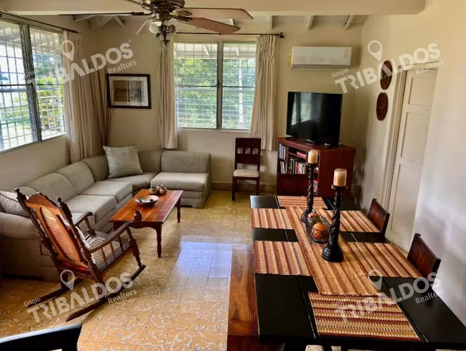 Se vende casa frente al mar en Sea Cliff - Imagen 2