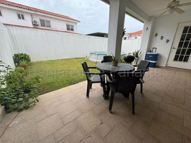 Casa en Venta en Versalles  JG