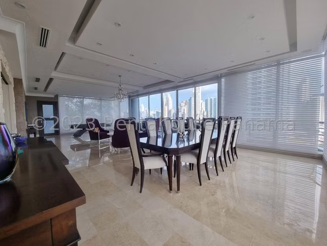 Apartamento en Venta en  La Cresta  JG
