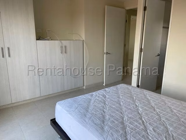 Venta de Apartamento en Versalles Torres de Versalles Mts2: 95 PD