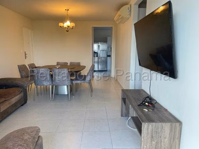 Venta de Apartamento en Versalles Torres de Versalles Mts2: 95 PD