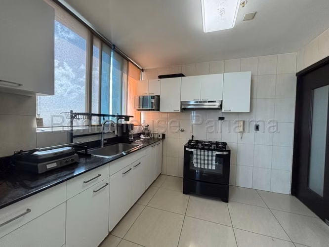Venta de Apartamento en San Francisco Ph Serenity At The Bay Mts2: 123.70 PD