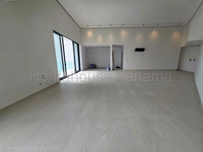 Se Vende Apartamento en Punta Pacifica VLU26-6930