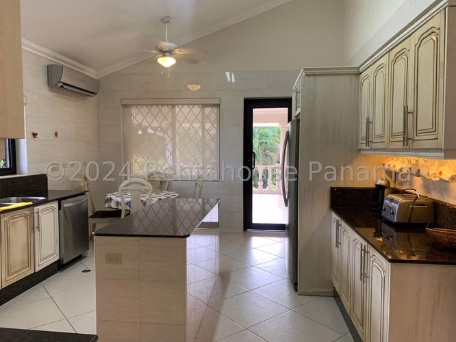 Se Alquila Casa en Coronado LA26-4417 - Imagen 10