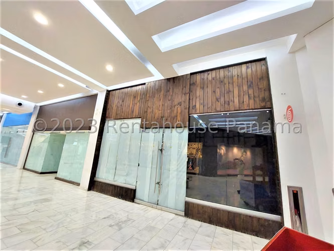 Se Vende Local en Albrook MDV25-9047